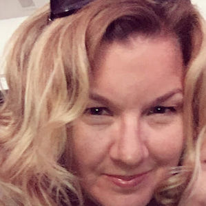 Meet your Posher, Leslie